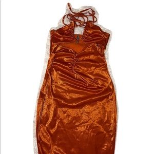 Fashion nova metallic copper midi dress XS brand new. Leg slit.